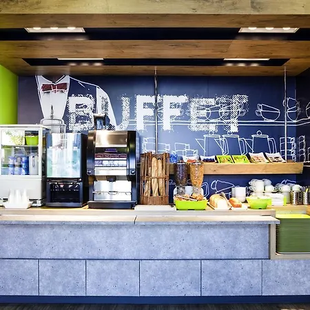 Ibis Budget Paris Porte De 2*