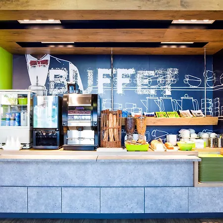 Ibis Budget Paris Porte De 2*