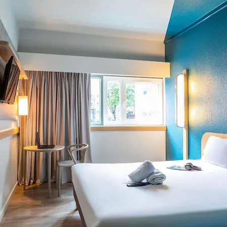 Hotel Ibis Budget Paris Porte De