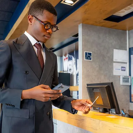 Ibis Budget Paris Porte De Отель