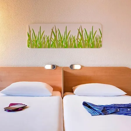 Hotel Ibis Budget Paris Porte De 2*