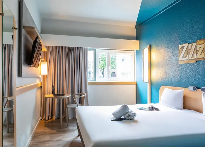 Ibis Budget Paris Porte De Hotel 2*